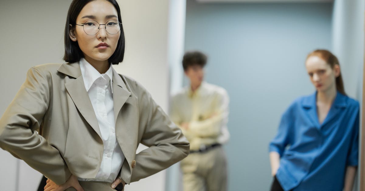 聚星如何结合媒体特点与定位来制定营销计划？